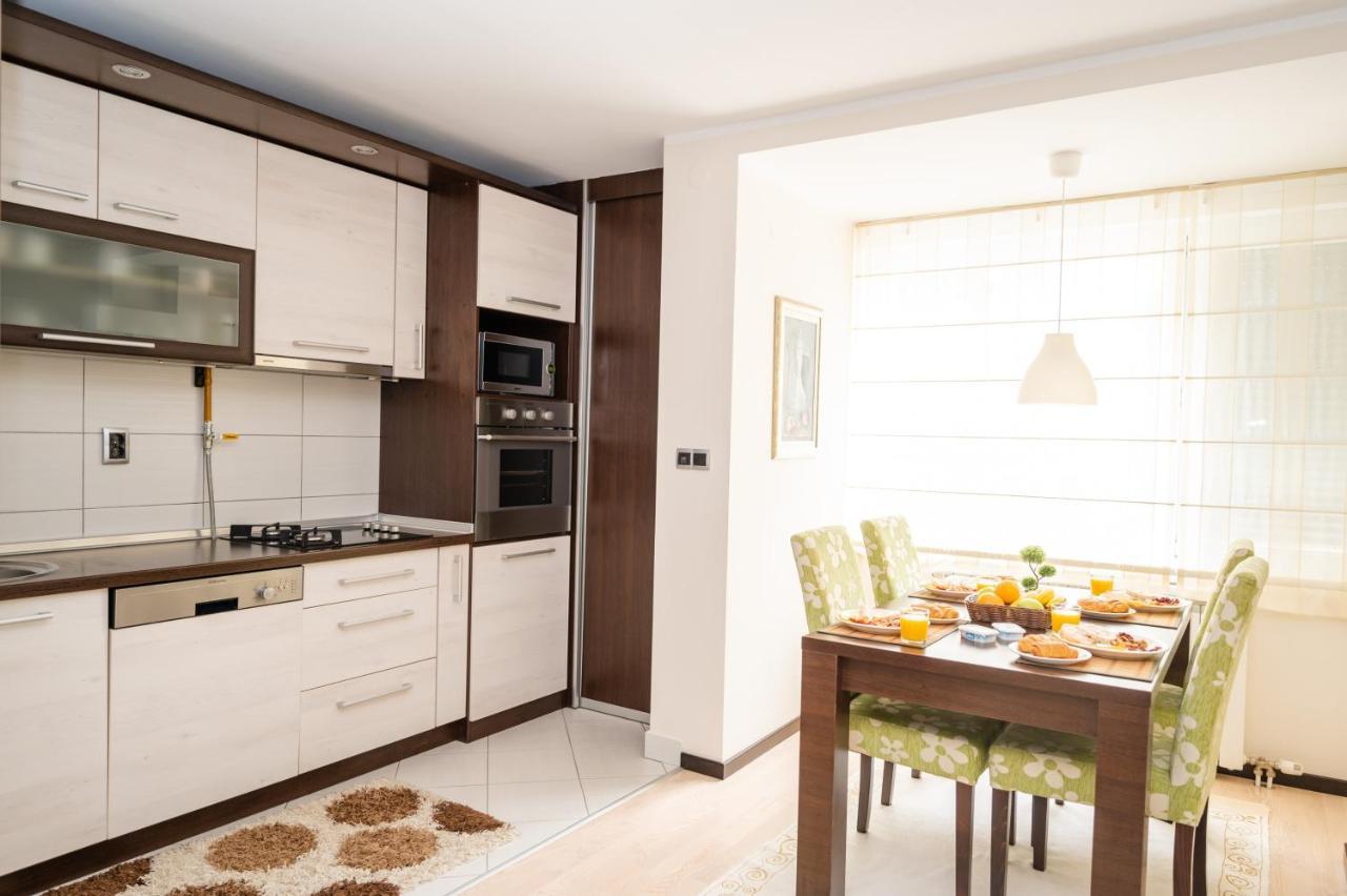 Bright 1Bdr Apartment In The City Center Sarajevo Exterior photo
